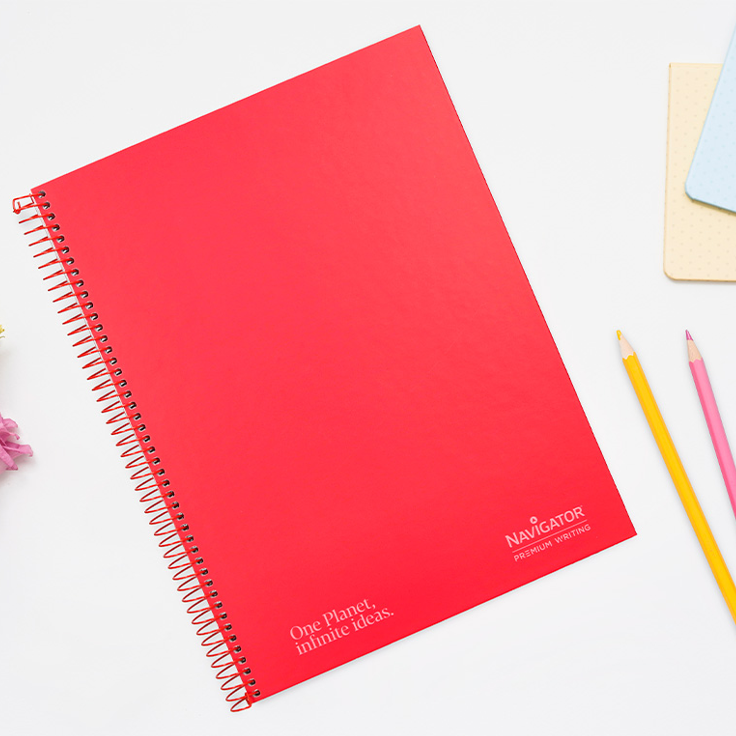 Caderno espiral navigator a4 micro capa forrada 120 f 80 gr pautado 5 bandas 4 furos cor vermelho 10