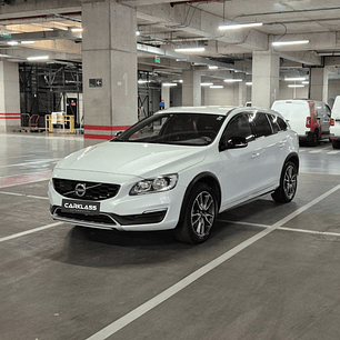 VOLVO V60 2.0 2019