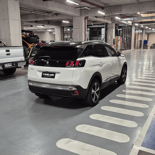 Peugeot 3008 5