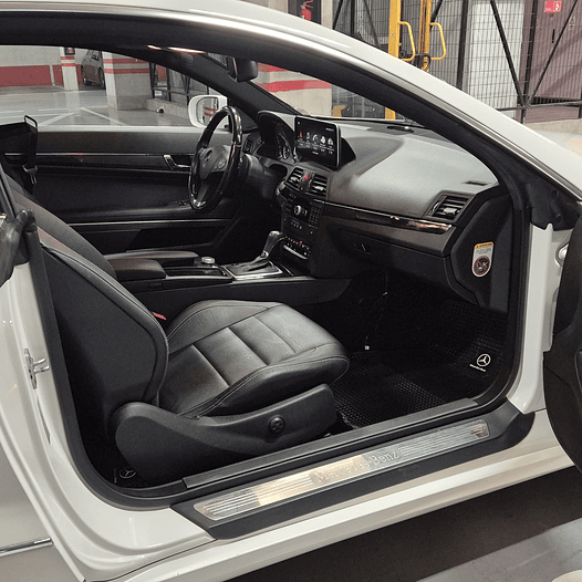 Mercedes-Benz E500 – 2011 15