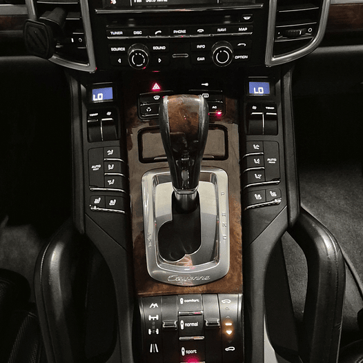 PORSCHE CAYENNE TURBO, 2011 9