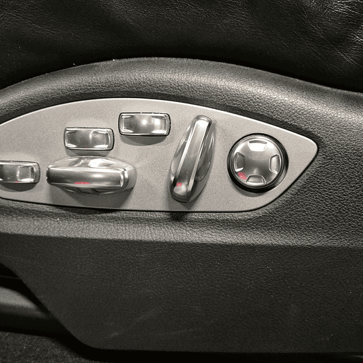 PORSCHE CAYENNE TURBO, 2011 10