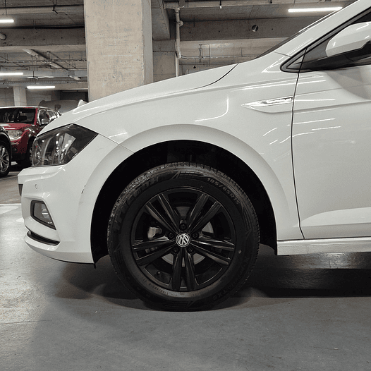 VOLKSWAGEN POLO COMFORTLINE 2023 14