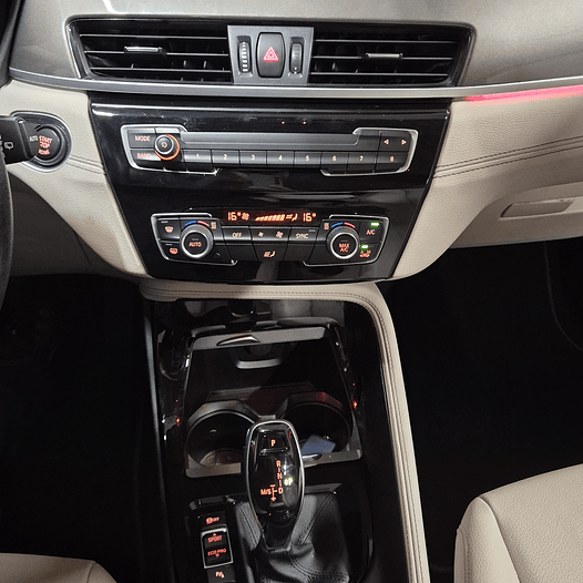 BMW X1 sDrive 20i – Año 2022 21