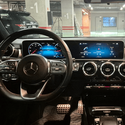 2019 Mercedes-Benz A 200 1,6 11