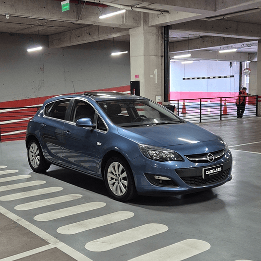 Opel Astra II Auto Enjoy HB5 1.6 Turbo 2015 3
