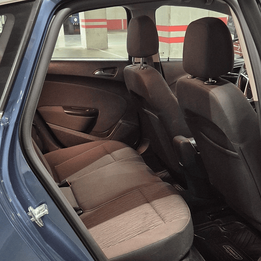 Opel Astra II Auto Enjoy HB5 1.6 Turbo 2015 14