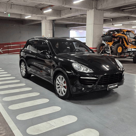  Porsche Cayenne 4.8 V8 Turbo Tiptronic2011 4