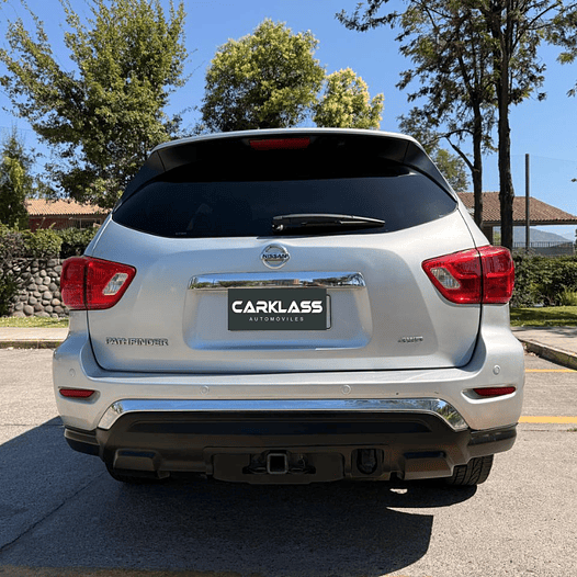 Nissan Pathfinder Exclusive CVT Auto 4WD – Año 2018 5