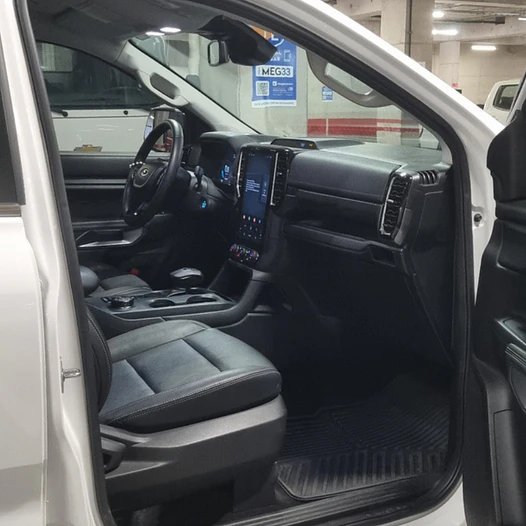 Ford Ranger Limited 3.0 V6 Diesel 4x4 – Año 2024 5