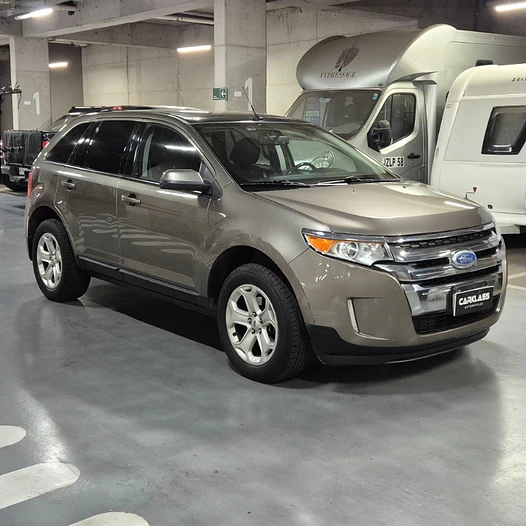 Ford Edge – Año 2013 21