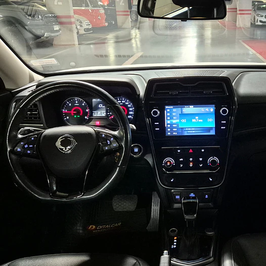 SsangYong Tivoli 1.6 AT – Año 2022 18