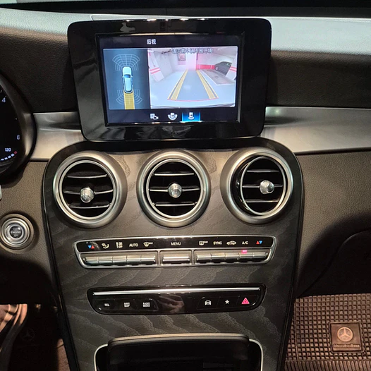 Mercedes-Benz GLC 220 Diesel AT – Año 2022 8