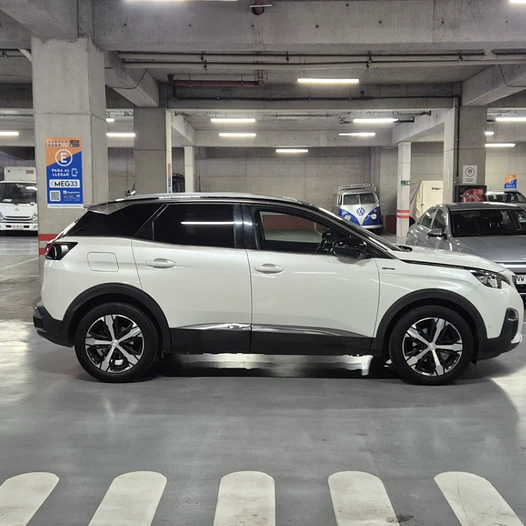 PEUGEOT 3008 1.6T GT Automático 2018 – Blanco 5