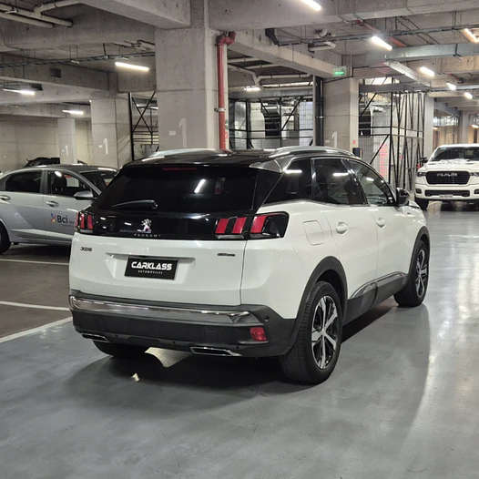 PEUGEOT 3008 1.6T GT Automático 2018 – Blanco 8