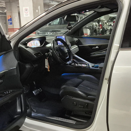 PEUGEOT 3008 1.6T GT Automático 2018 – Blanco 10
