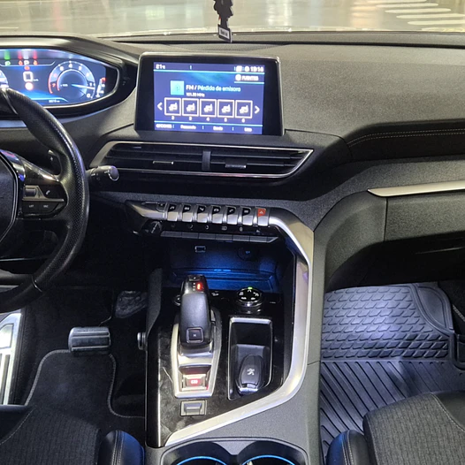 PEUGEOT 3008 1.6T GT Automático 2018 – Blanco 11