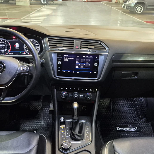 Volkswagen Tiguan 4Motion TSI 2.0 AT 2019 18