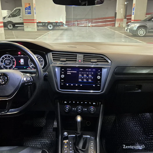 Volkswagen Tiguan 4Motion TSI 2.0 AT 2019 19