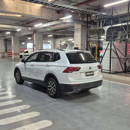 Volkswagen Tiguan Comfortline 4Motion 2.0 TDI AT 2019 6