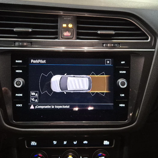 Volkswagen Tiguan Comfortline 4Motion 2.0 TDI AT 2019 9