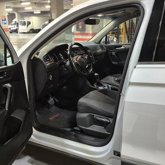 Volkswagen Tiguan Comfortline 4Motion 2.0 TDI AT 2019 11