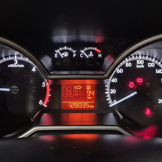 Mazda BT-50 - 2.2 diesel 9