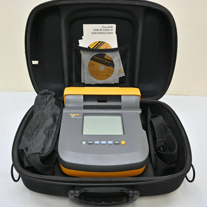 1550C 5kv Fluke Insulation Tester  1