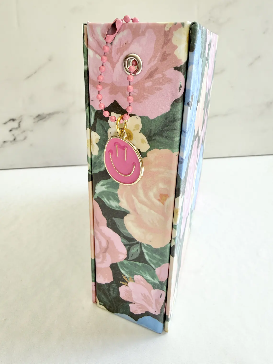 Fantasy Charm - Smile Fucsia 1