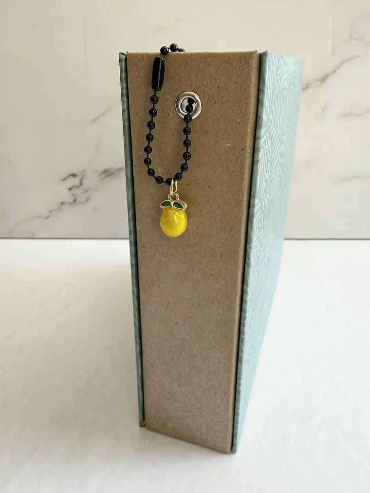 Golden Charm - Limón 1