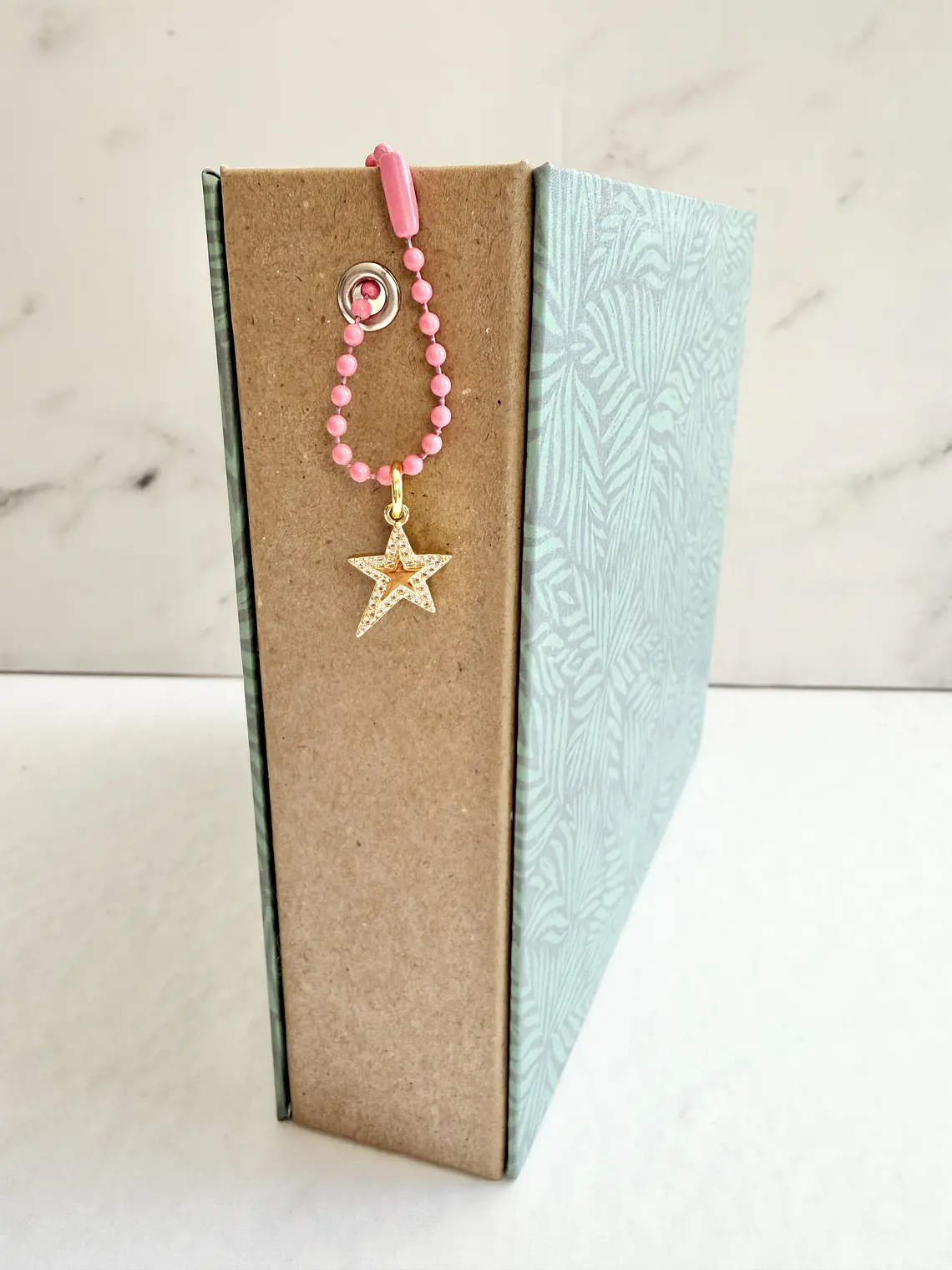 Golden Charm - Estrella Circones 1