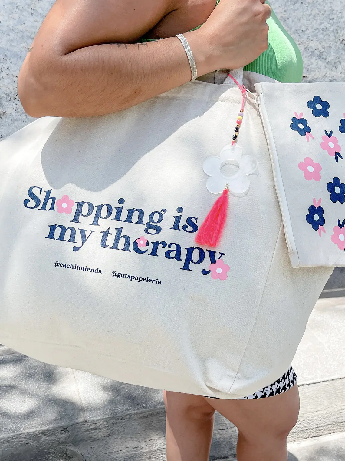 Tote Shopping is My Therapy - PRECIO CYBER 3