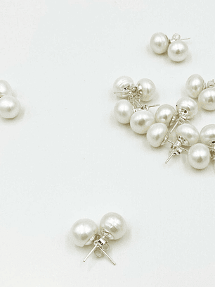 Aretes de perla natural con plata