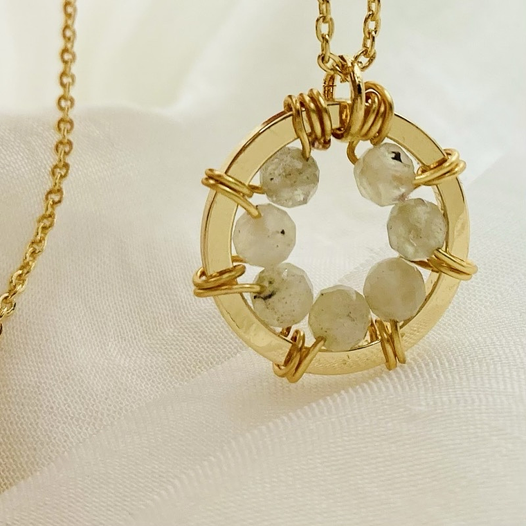 Collar Manzanilla Tornasol Con Piedras 5