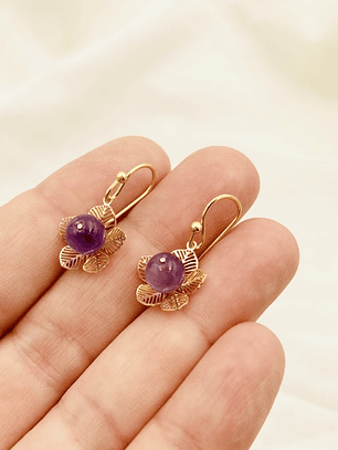 Aretes flor dorada y Amatista