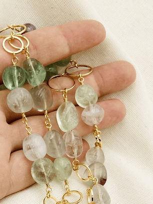 Collar largo dorado con piedras Fluorita