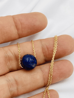 Collar dorado con piedra Lapislázuli