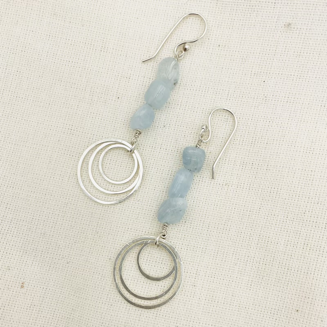 Aretes argollas de plata y Aguamarina 3