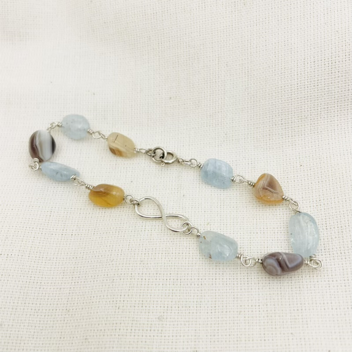 Pulsera Infinito Con Piedras Aguamarina Y Agatas 1