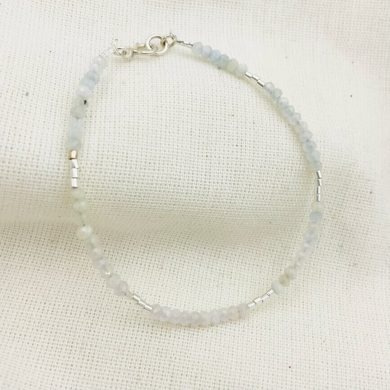 Pulsera piedras Morganita naturales 2