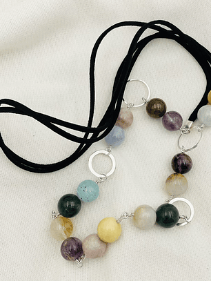 Collar largo con piedras naturales