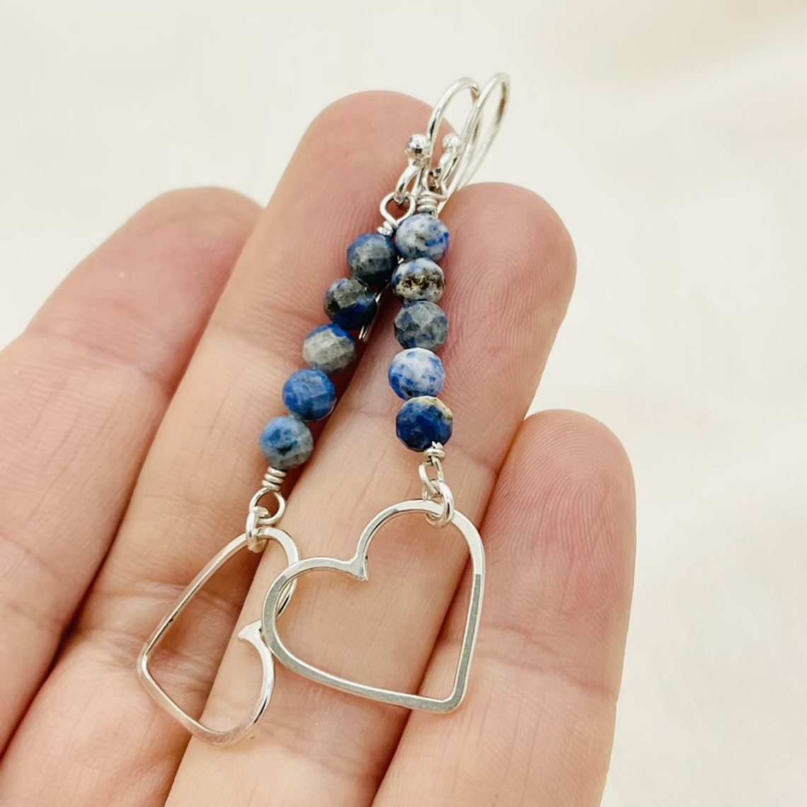 Aretes corazones colgante con Lapislázuli 2