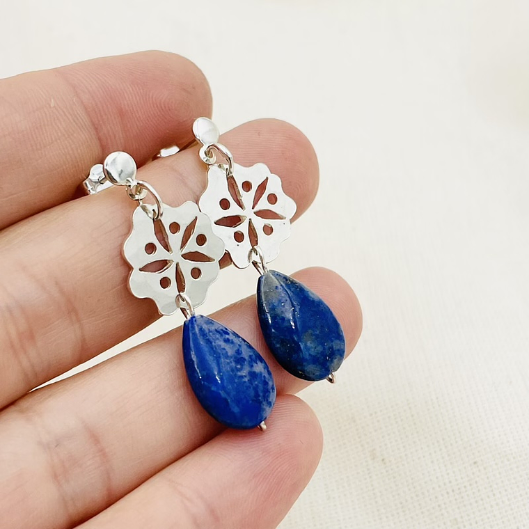 Aretes flor Abutilón con gotas de Lapislázuli 1