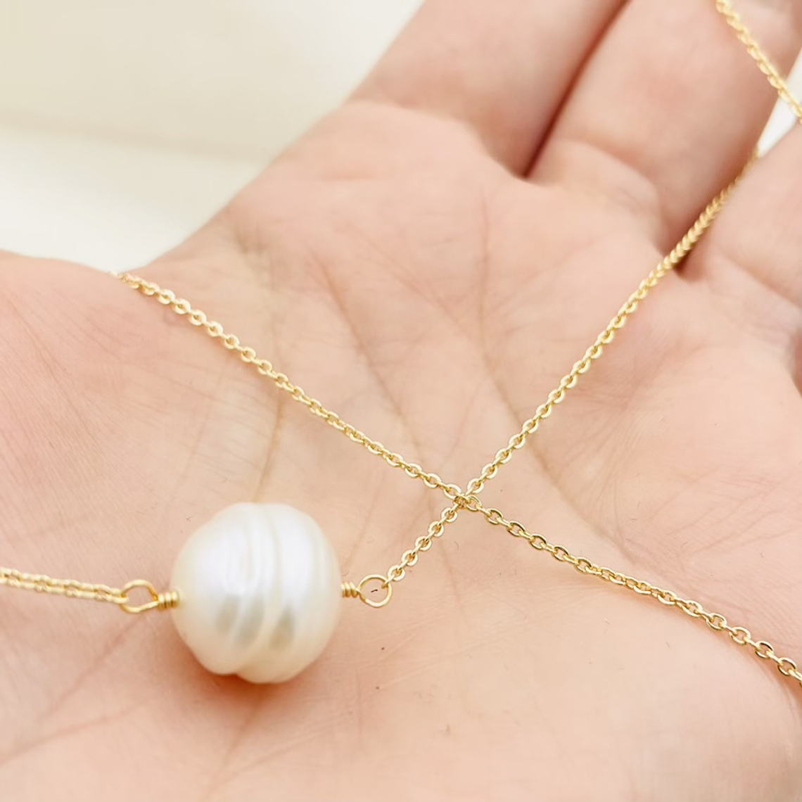 Collar cadena dorado con perla solitario 1