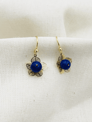 Aretes flor dorados con Lapislazuli