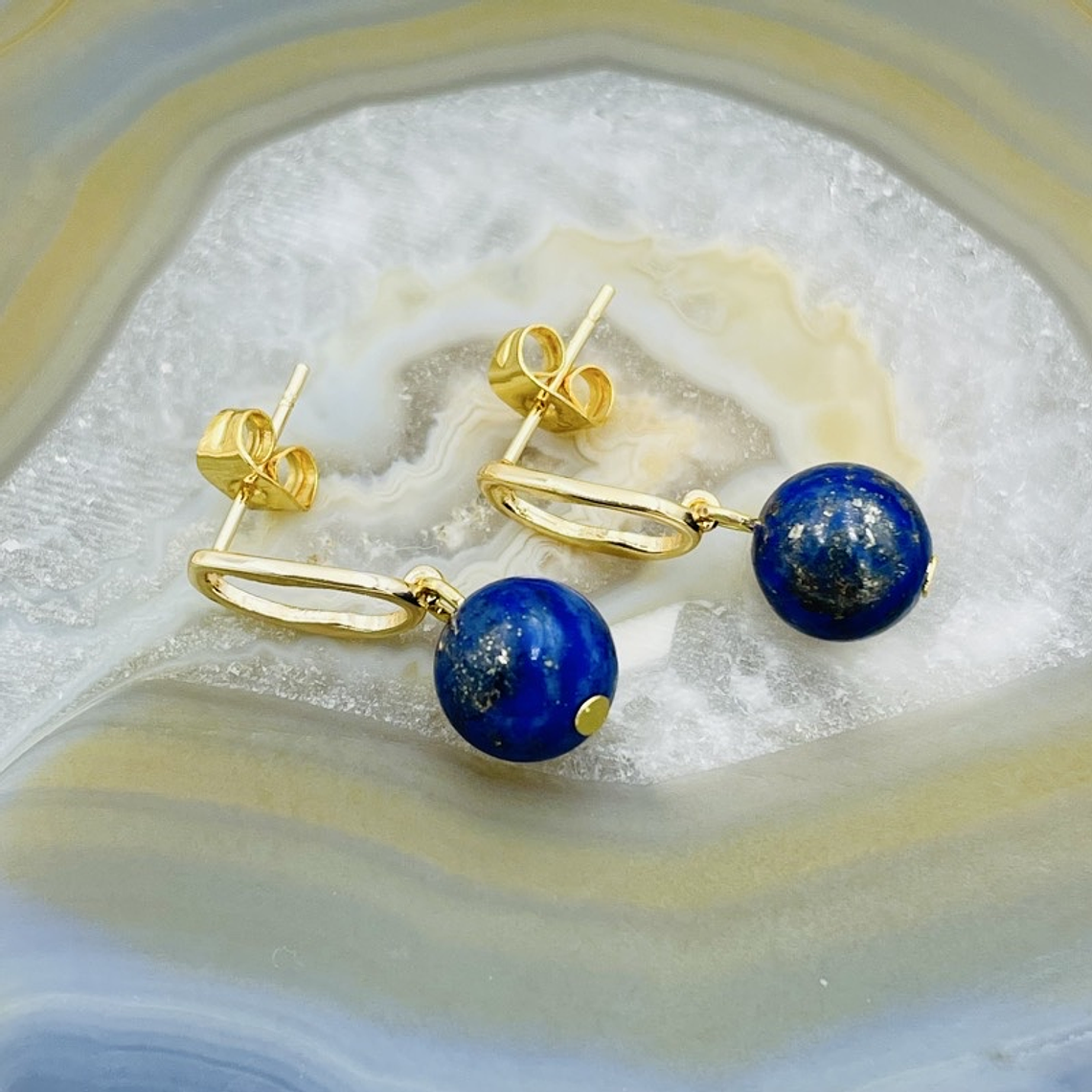 Aretes óvalos dorados con Lapislazuli 2