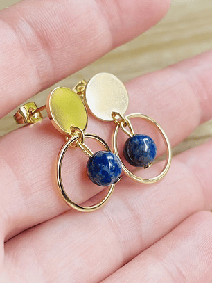 Aretes dorados con piedra Lapislázuli