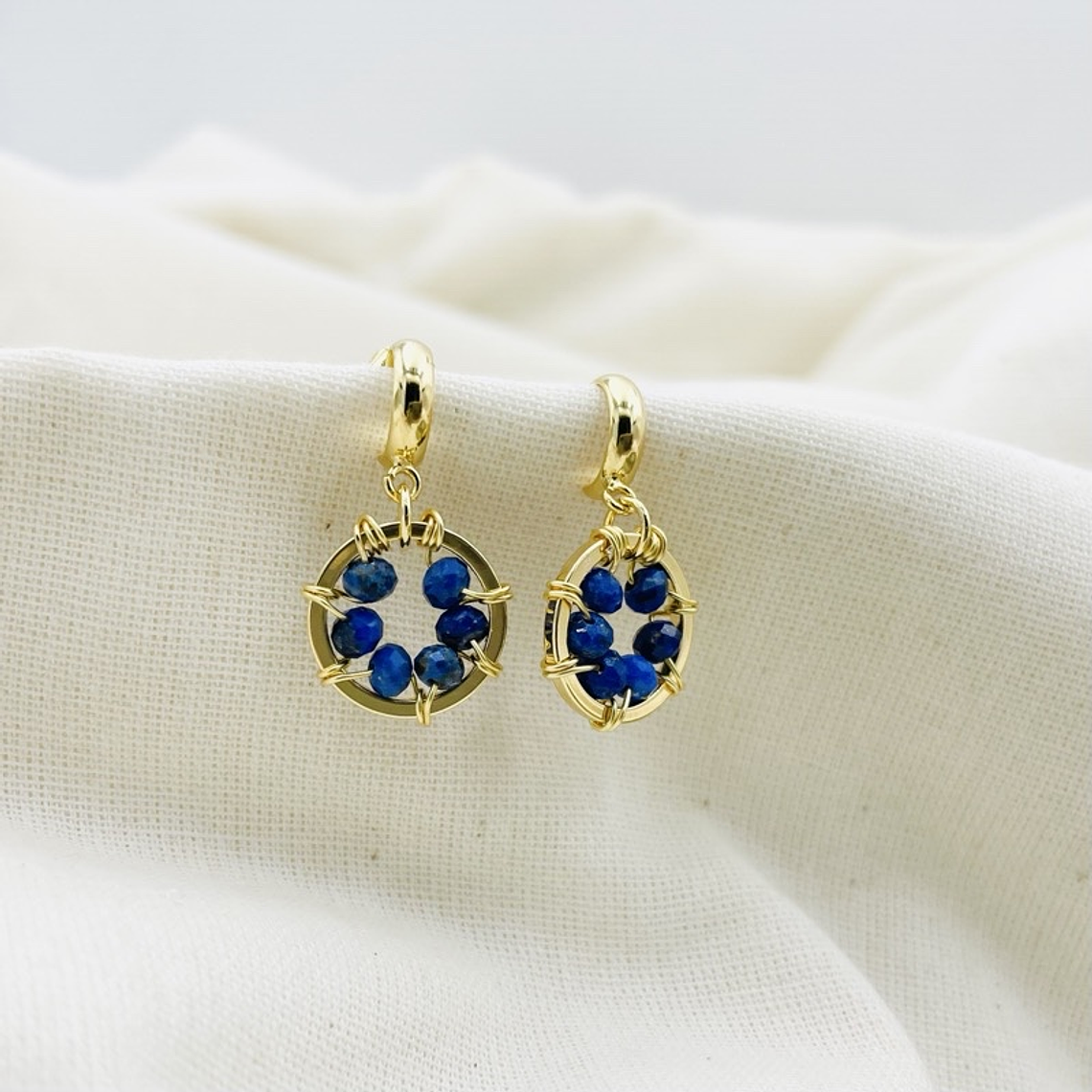 Aretes ¨Girasol¨ entorchado con Lapislázuli 1
