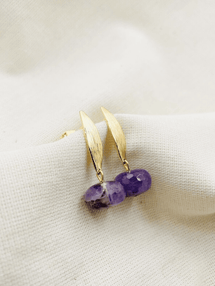 Aretes ojitos dorados con Amatista