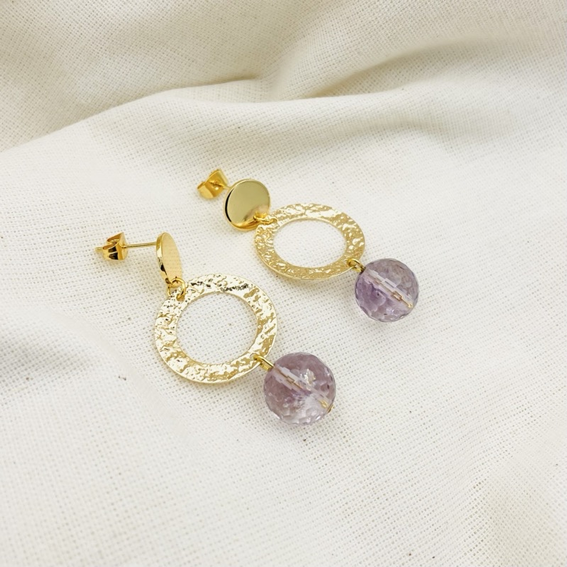 Aretes Dorados Con Cuarzo Amatista 3